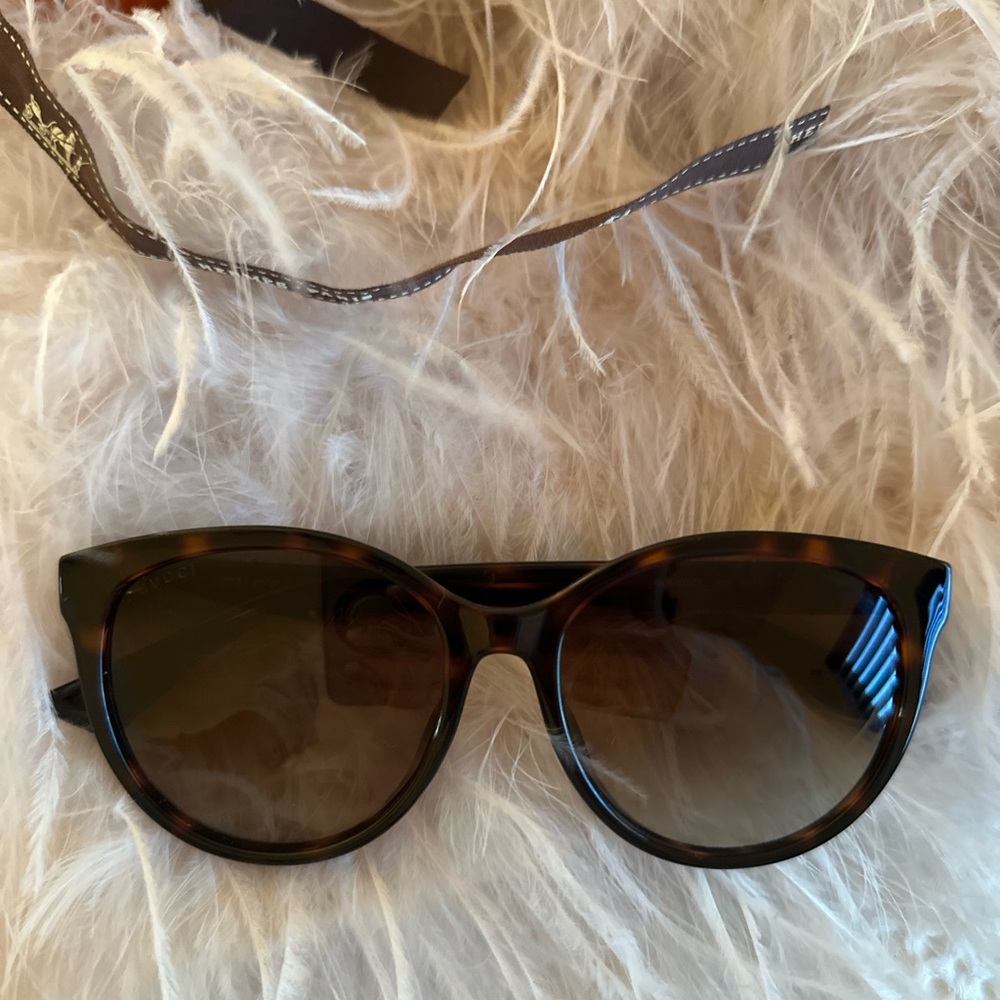 Gucci Brown Tortoise Sunglasses